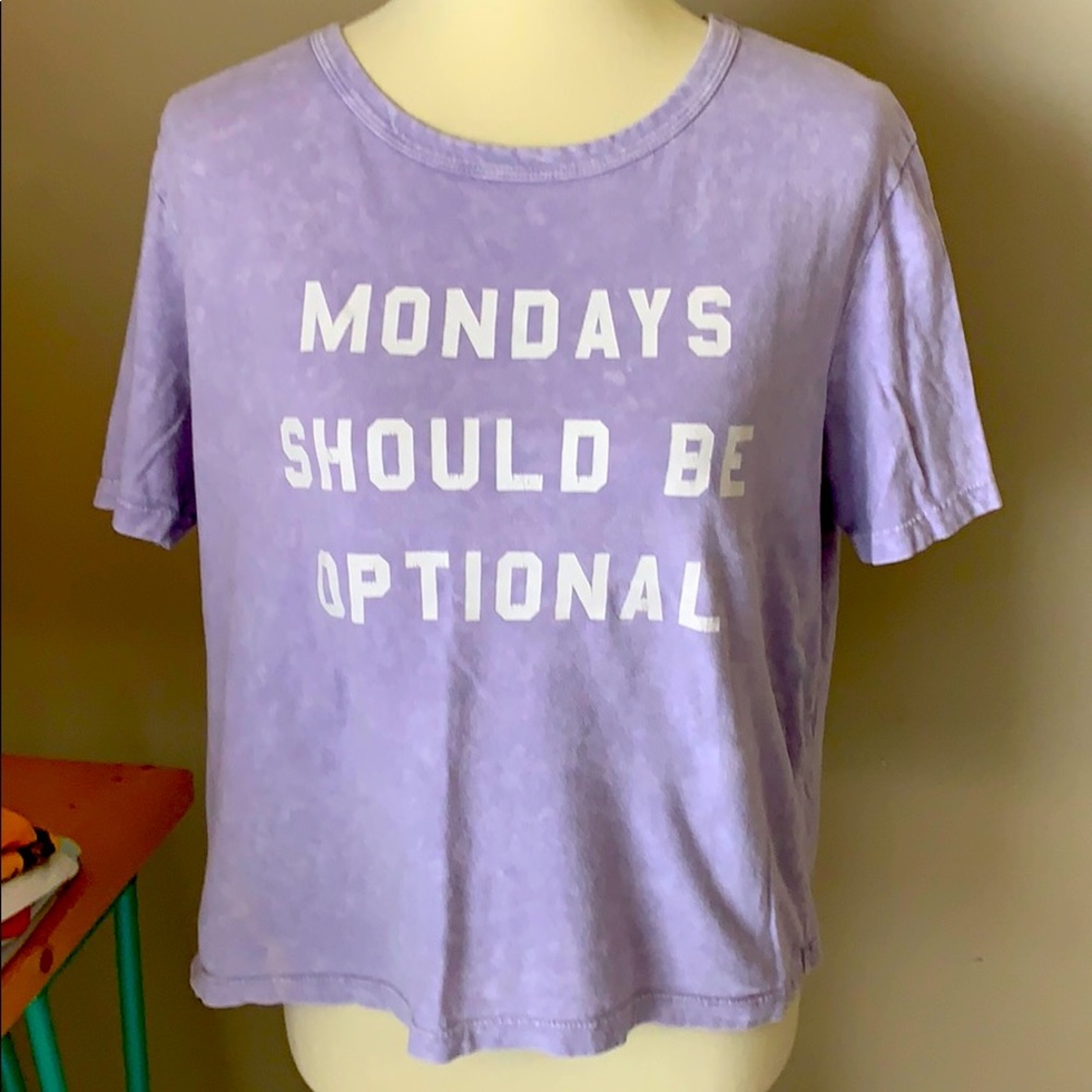MONDAYS SHOULD‎ BE OPTIONAL Purple Tee Size Large